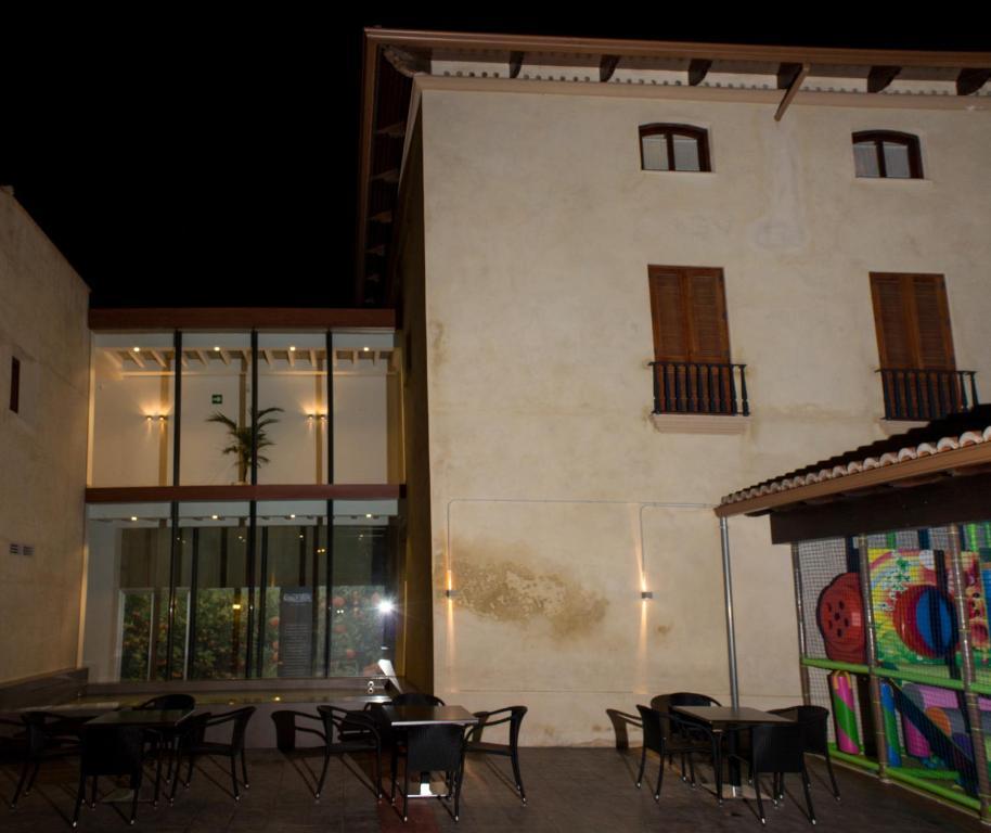 Hotel-Restaurante Casa Blava Альсира Экстерьер фото